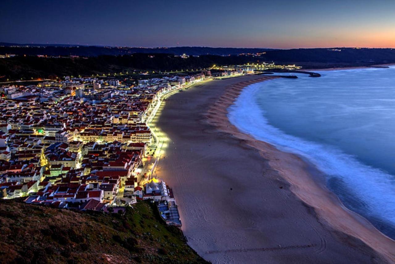 Light Wave Nazare Center 50M Beach エクステリア 写真